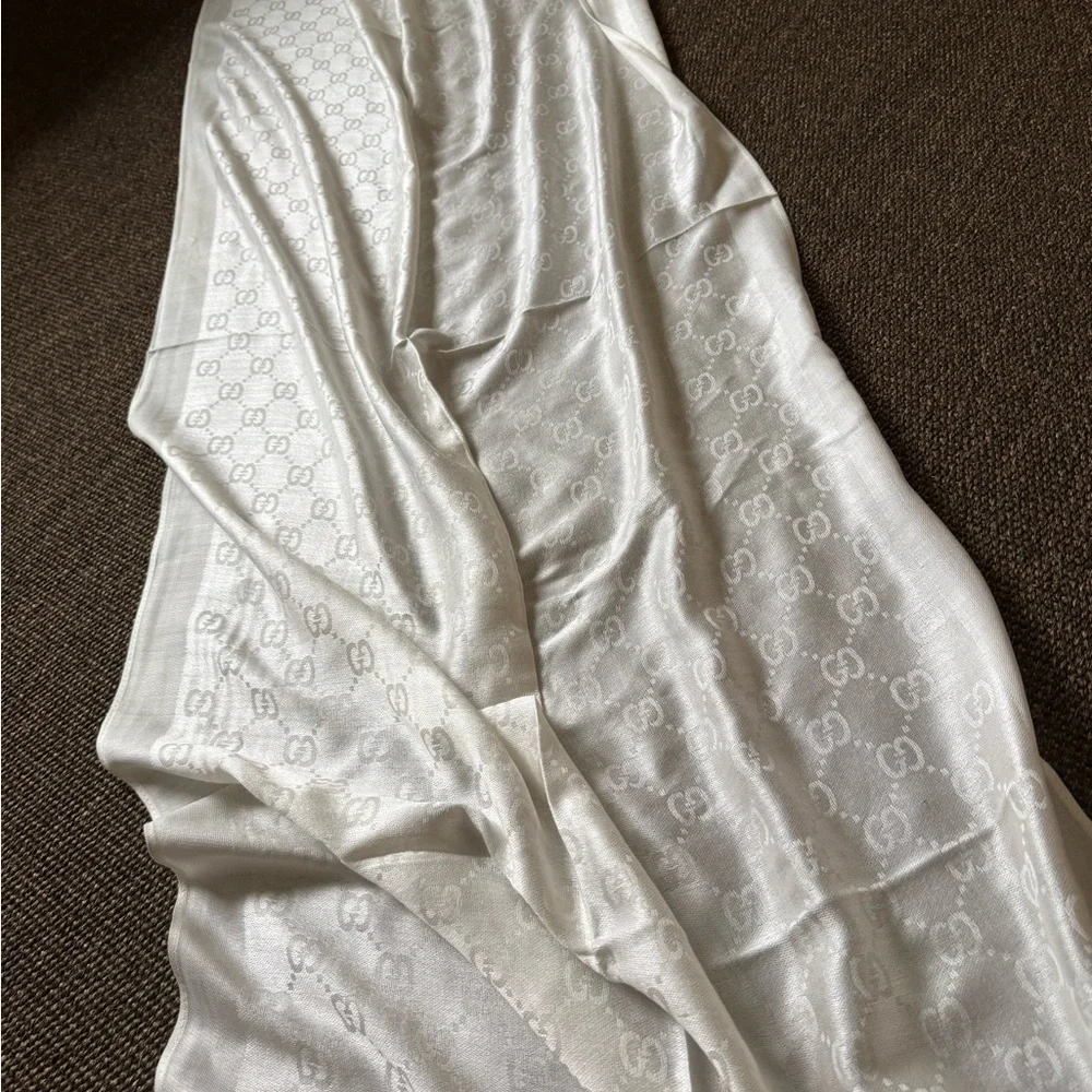 Gucci Cream Jacquard GG Silk Blend Scarf